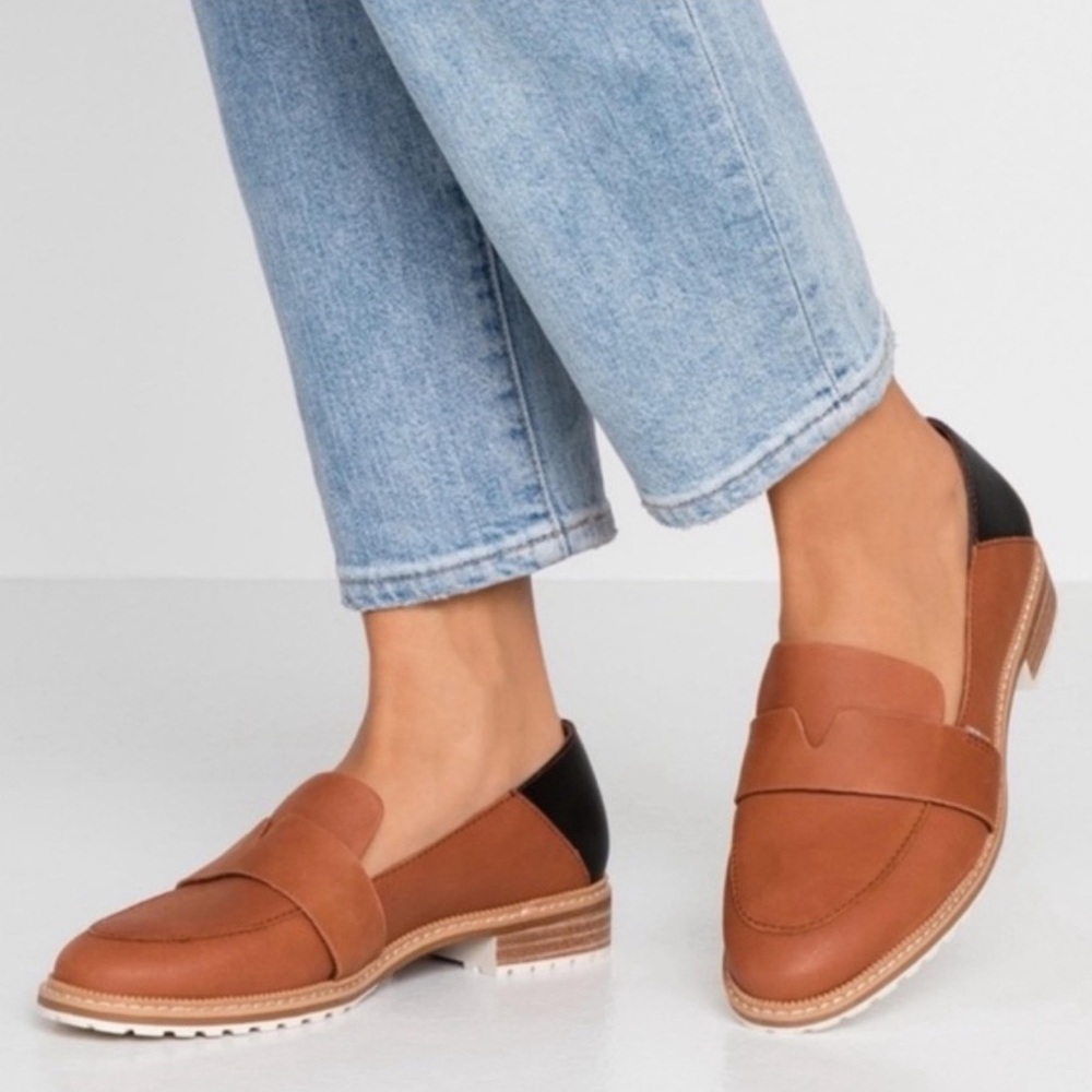 Toms Brown and Black Women's Loafers